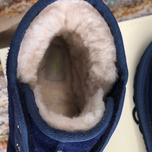 New UGG DYDO NEUMEL II BOOT size 3 - Picture 3 of 8